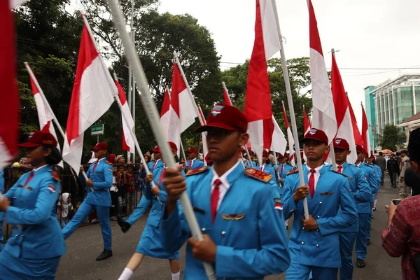 Pekalongan Central Java Indonesia April 2019 Participants Parade Puppet Costumes — Stock Photo, Image