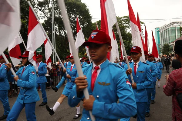 Pekalongan Java Central Indonesia Abril 2019 Los Participantes Desfilan Trajes —  Fotos de Stock