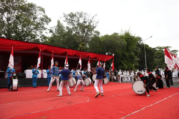 Pekalongan Central Java Indonesia Kwiecień 2019 Uczestnicy Parady Kostiumach Lalek — Zdjęcie stockowe