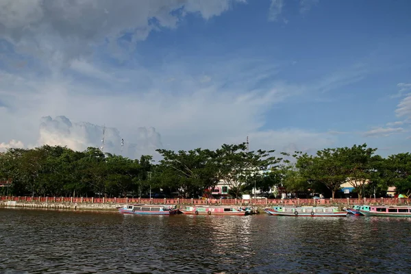 Menara Pandang Banjarmasin Est Une Des Attractions Touristiques Ville Banjarmasin — Photo