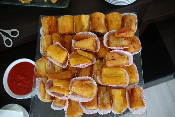 Ketela Goreng Dalam Bahasa Inggris Adalah Cassava Goreng — Stok Foto