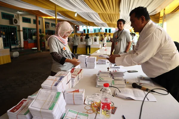 Batang Giava Centrale Indonesia Marzo 2019 Gli Elettori Alle Elezioni — Foto Stock