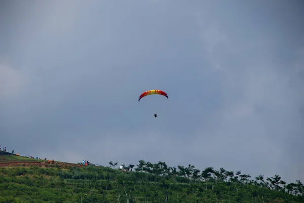 Paragliding Atleten Tijdens Competitie Het Nationale Kampioenschap Batang Centraal Java — Stockfoto