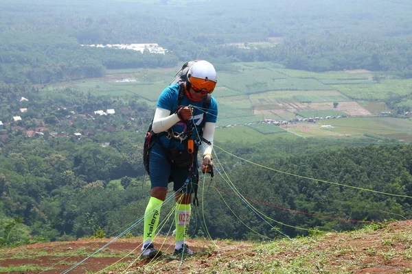 Paragliding Atleten Tijdens Competitie Het Nationale Kampioenschap Batang Centraal Java — Stockfoto