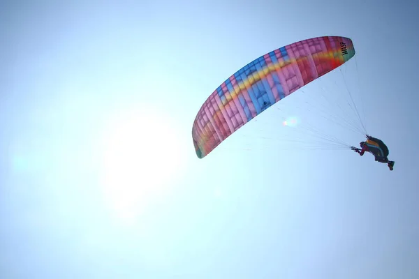 Paragliding Sportovci Když Soutěží Národním Šampionátu Batang Central Java Indonésie — Stock fotografie