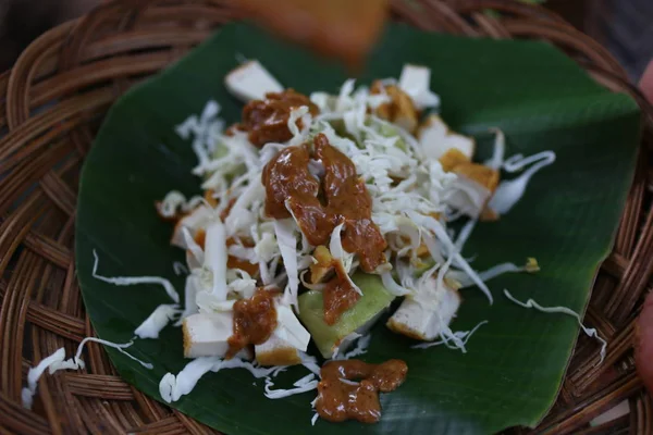 Comida Tradicional Javanesa Pastel Arroz Con Chuletas Col Más Tofu — Foto de Stock