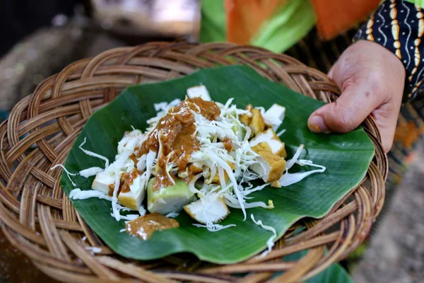 Традиційна їжа яванська, рисовий пиріг — стокове фото
