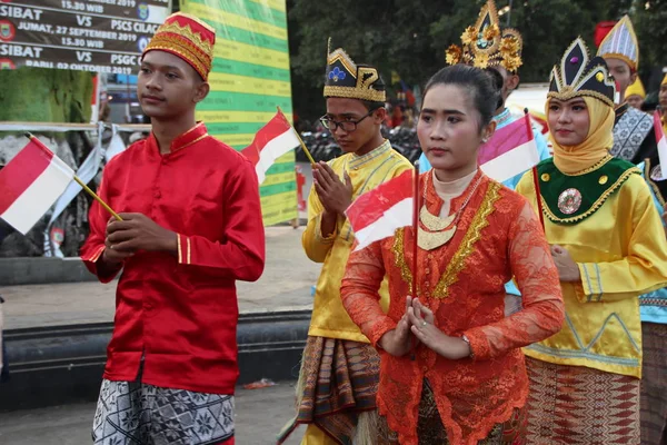Parade Traditional Cultural Costumes Young People 74Th Republic Indonesia Anniversary — Stock Photo, Image