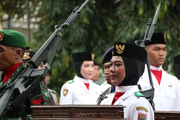 Batang Jawa Tengah Indonesia Agustus 2019 Paskibraka Pengibar Bendera Indonesia — Stok Foto