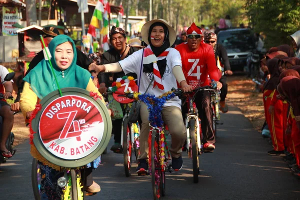 中爪哇 印度尼西亚 2019年8月23日 自行车游行 纪念印度尼西亚共和国独立日 — 图库照片