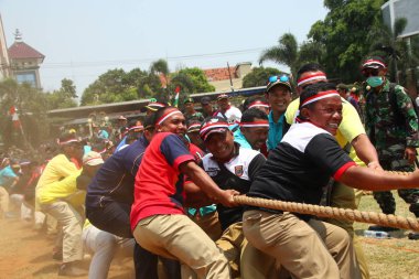 Batang, Endonezya - 16 Eylül 2019: Tug of War/Tarık Tambang, Endonezya Geleneksel Yarışması
