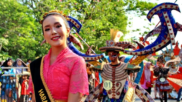 Pekalongan Indonésia Outubro 2019 Mulheres Bonitas Homens Bonitos Participam Vestindo — Fotografia de Stock