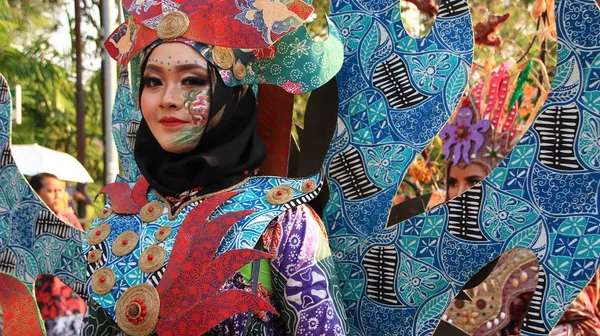 Pekalongan Indonésia Outubro 2019 Mulheres Bonitas Homens Bonitos Participam Vestindo — Fotografia de Stock