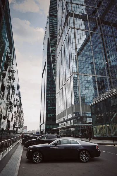 Moscow City gökdelen bulutlu havalarda yaz aylarında 