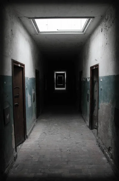 Dachau Nazi Concentration Camp corridor black and white — Stock Photo, Image