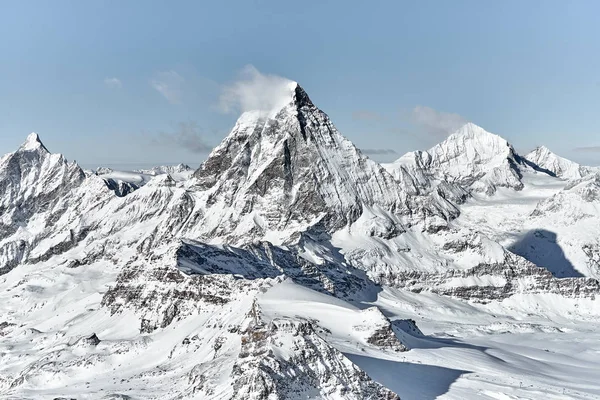 Matterhorn güney yüzünün büyük görünümü