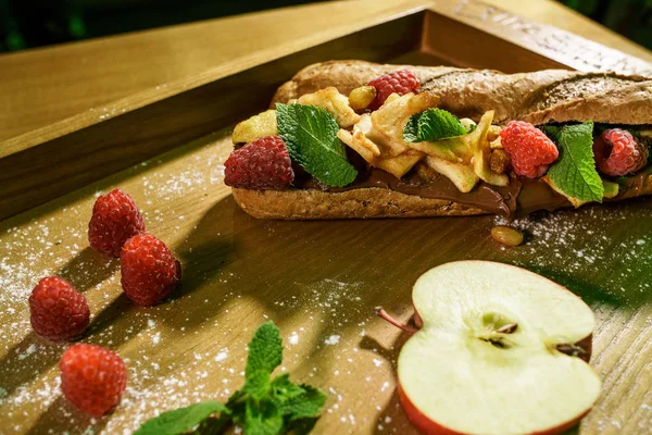 chocolate spread and fruit sandwich