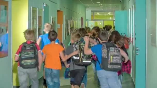 Les Élèves Sont Court Salle Classe Ils Sont Heureux Que — Video