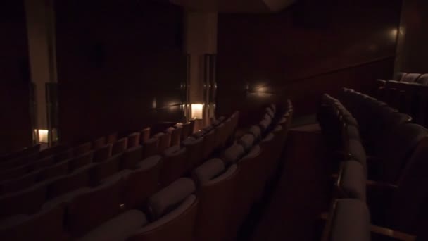 Dentro Del Teatro Las Luces Están Bajas — Vídeo de stock