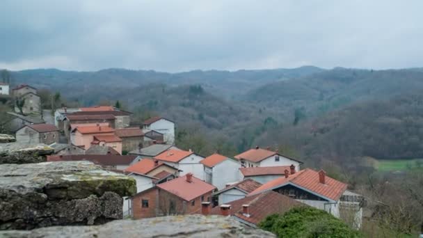 Petit Village Est Debout Sur Une Colline Nous Pouvons Voir — Video