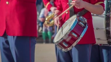 DOMZALE, SLOVENIA - 17 HAZİRAN 2018: insanların şehir meydanında tatil kutlamalarının görüntüleri