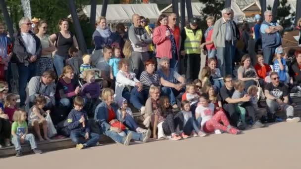 Domzale Eslovenia Junio 2018 Imágenes Personas Celebrando Las Vacaciones Plaza — Vídeos de Stock