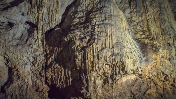 Zalec Celje Slowenien Mai 2017 Stalagmiten Und Stalaktiten Einer Höhle — Stockvideo