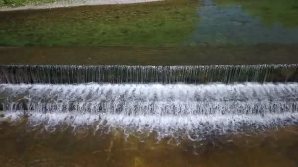 Imágenes Aéreas Pequeñas Cascadas Día Soleado — Vídeo de stock