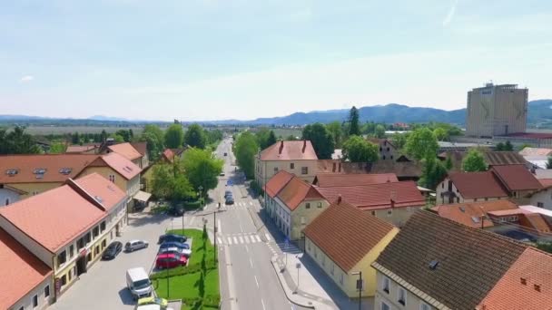 Zalec Celje Eslovénia Maio 2017 Uma Das Ruas Cidade Velha — Vídeo de Stock