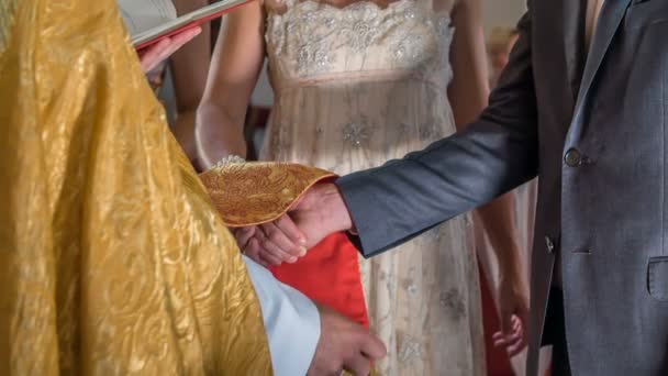 Domzale Slovénie Juillet 2018 Jeune Couple Tient Main Dans Une — Video