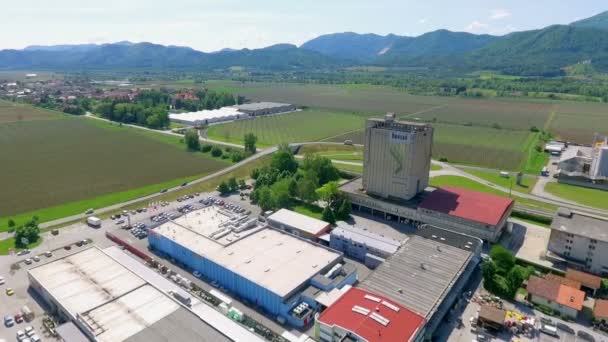 Zalec Celje Slovenia May 2017 Factory Suburbs Zalec Many Fields — Stock Video