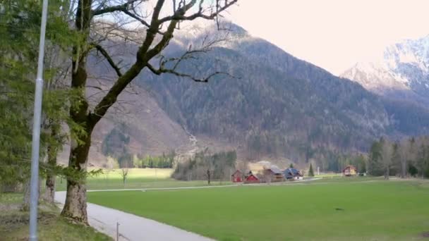 Podemos Ver Hermosa Naturaleza Verde Valle Las Montañas Circundantes — Vídeo de stock