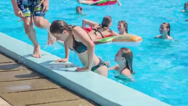 Domzale Slovenia June 2015 Swimming Pool Full Young People Thy — Stock Video