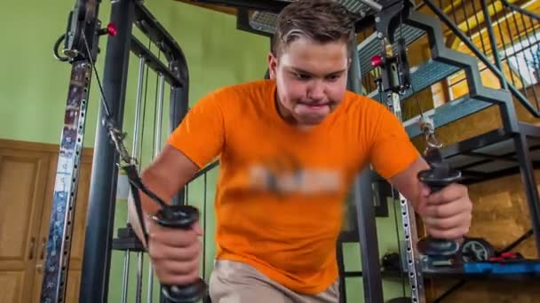 Domzale Slowenien Juli 2018 Dieser Junge Mann Macht Harte Übungen — Stockvideo