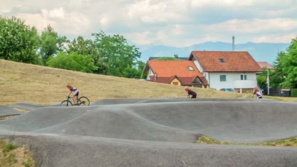 Domzale Słowenia Sie 2015 Junior Amateur Practice Aktywnych Młodych Ludzi — Wideo stockowe