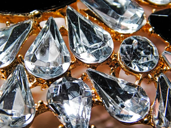 Macro Photo Grands Strass Argentés Luxe Sur Une Monture — Photo