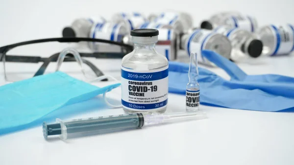 Covid Corona Virüsü 2019 Ncov Aşısı Ilaç Ampul Şişesi Şırınga — Stok fotoğraf