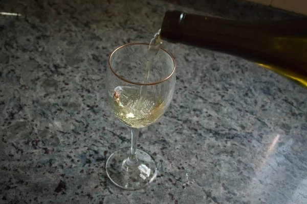 白ワインを1杯 — ストック写真