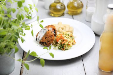 Vejetaryen yemek. Etli sebze cutlet, sağlıklı diyet.