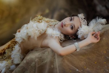 Güzel bir kız güzel bir prenses, prenses bir kız.