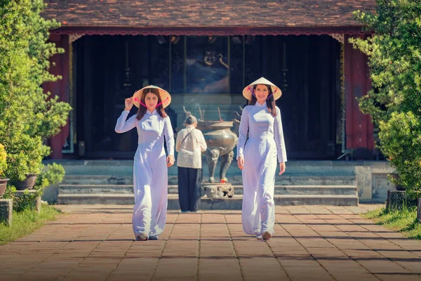 Dai Famoso Traje Tradicional Para Mujer Vietnam — Foto de Stock