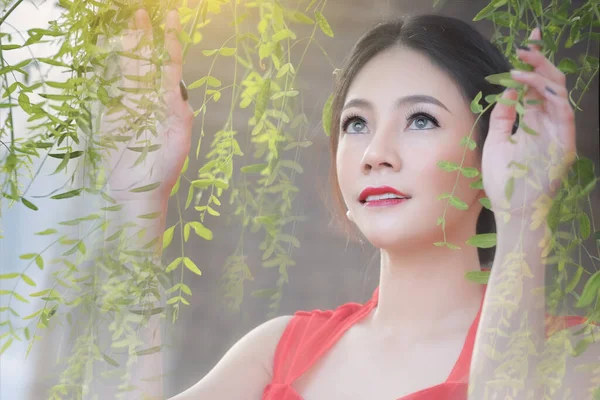 Mulher Asiática Com Vestido Tradicional Chinês Conceito Ano Novo Chinês — Fotografia de Stock