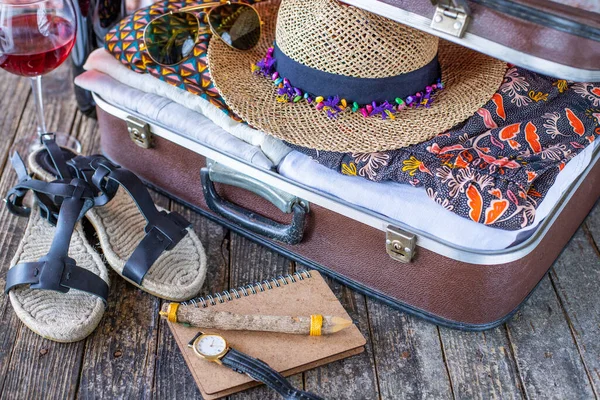 Preparação Mala Para Umas Férias Verão — Fotografia de Stock