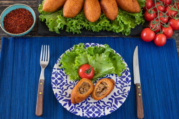 Türkische Spezialität Kibbeh Icli Kofte Und Oruk Einheimische Türkische Speisenkonzepte — Stockfoto