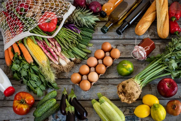 Taze Meyve Sebzeler Çevre Için Yeniden Kullanılabilir Pazar Çantası Kavramı — Stok fotoğraf
