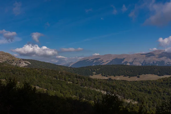 Abruzzo Catena Montuosa Delle Mainarde Una Barriera Naturale Molto Rocciosa — Stok fotoğraf