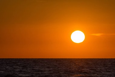Marina di Minturno, Lazio, Gaeta. Spettacolare tramonto sul promontorio di Gaeta.
