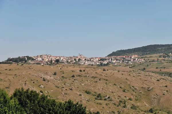 卡普拉科塔 伊塞尼亚 莫利塞它是一个意大利城镇 有871名居民在伊塞尼亚省 莫利塞 它位于海拔1 421米处 — 图库照片