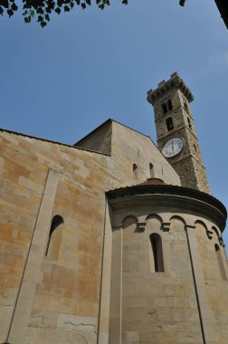Fiesole, Floransa, Toskana, Katedral. Piskopos Jacopo il Bavaro'nun Katedrali şehir surları içinde devretmeye karar vererek S. Romolo'ya ithaf etmesi yle 1028 yılına dayanıyor..