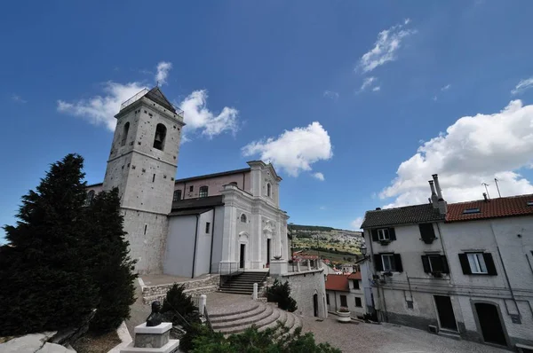 Capraktiotta Isernia Molise Farní Kostel Santa Maria Assunta Hlavním Kostelem — Stock fotografie